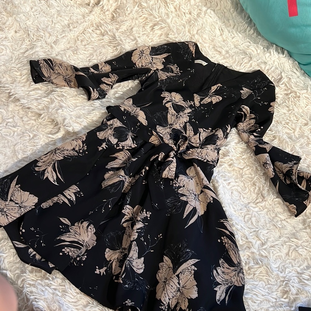Mid sleeve floral dress